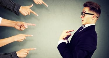 Perché attiro persone negative nella mia vita?